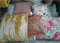 Lot of 5 Great Quality Throw Pillows