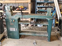 GRIZZLY MODEL G1495 HEAVY DUTY WOOD LATHE - RUNS