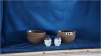 Job lot soup bowls and shakers