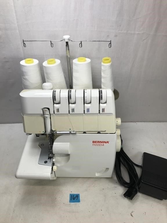Bernina 1100DA Serger Sewing Machine