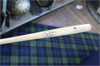 LOUISVILLE SLUGGER SOUVENIR BAT