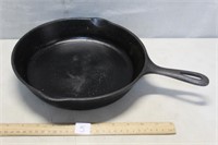 GREAT WAGNER CAST IRON PAN #8