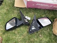 Pair of 2007 Toyota Tundra Truck Mirrors