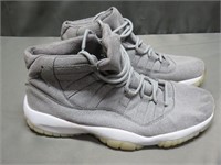 Air Jordan 11 Retro Premium Grey Suede Size 11