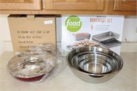 Nice Cookware Lot: Stainless Graduated Mixing Bowl