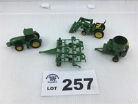 Lot of 4 - 1/64 Scale Misc Farm Equipment