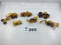 Lot of 6 - 1/64 Scale Misc Equipment