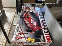 PITTSBURGH 3 TON FLOOR JACK & STANDS NEW IN BOX