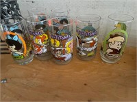 7 Flintstone Glasses