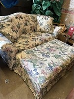 NICE LOVESEAT AND OTTOMAN WITH STORAGE