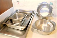 LOT OF STAINLESS STEEL PANS