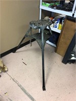 Ridgid pipe vise on stand