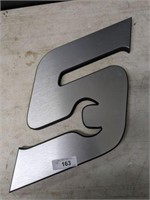 SNAP ON WRENH SIGN 24IN
