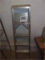 5 Ft. Metal Step Ladder