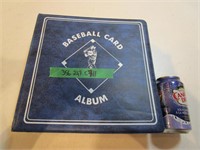 Album plein de cartes de baseball