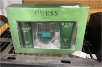 Guess men’s collection