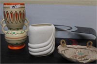 Helen Pottery Vase & M / C Collection
