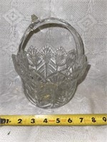 Leaded glass basket with handle 6 inches