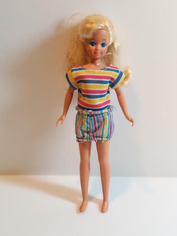 1987 Lookin' Lively Skipper Doll Barbie Cousin In