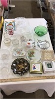 Decorative collector plates, wall decor, glass