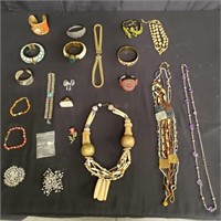 Group of costume jewelry