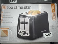 TOASTMASTER TOASTER RETAIL $30