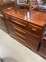 Ebert furniture co 4 drawer chest