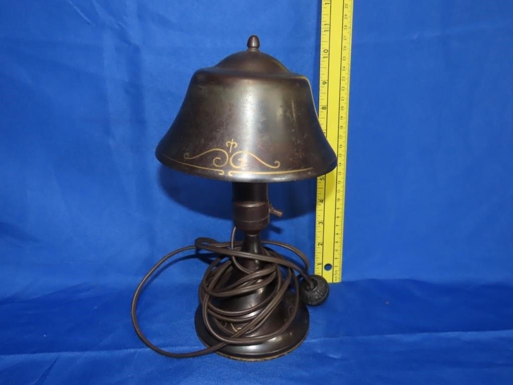 1920's Lamp