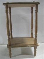 11.5"x 14"x 25.5" Vtg Spindle Side Table See Info