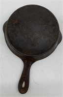 cast iron Wagner miniature skillet