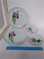 Universal Dinnerware