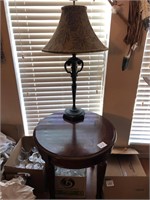Round End Table, Lamp
