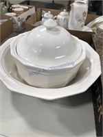 White bowls 1 w/lid