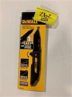 SEALED DEWALT POCKET KNIFE