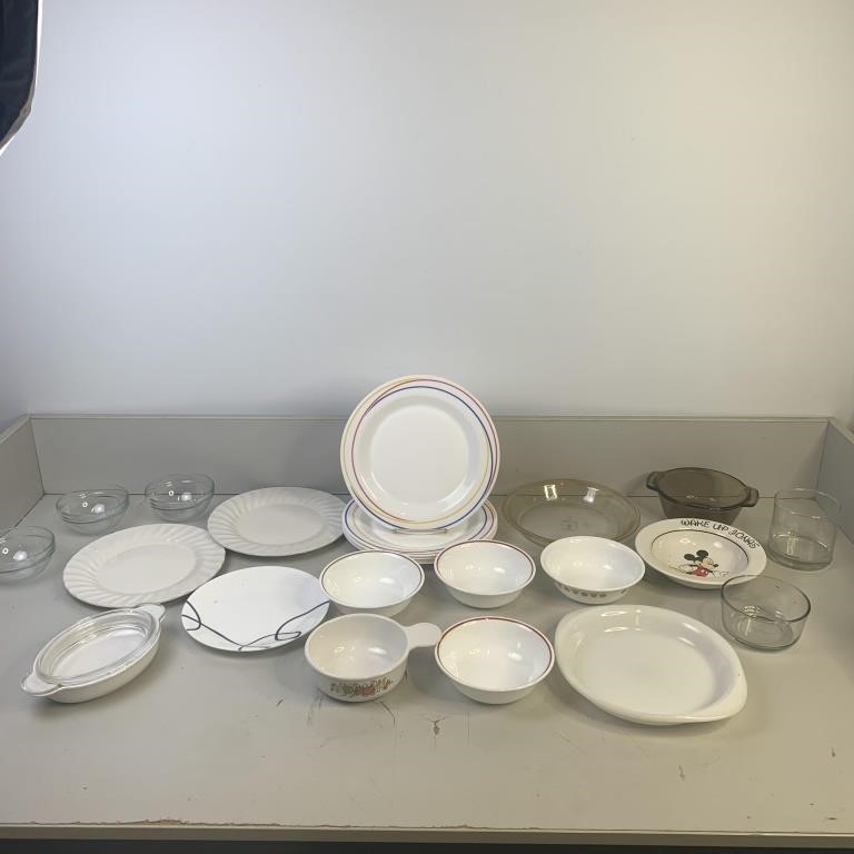 Assorted Vintage Dishes- Pyrex, Corningware,