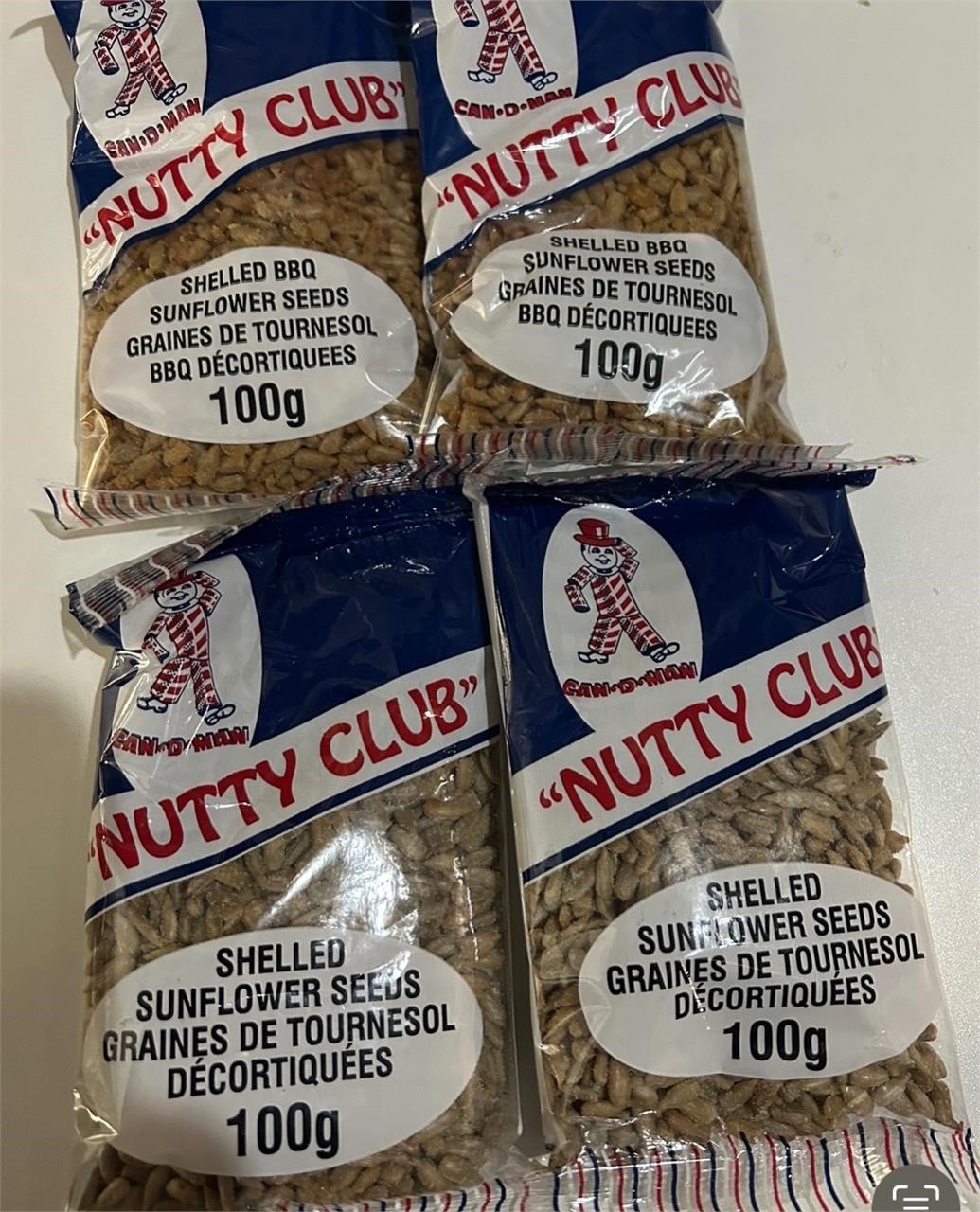 NEW (4x100g) Nutty Club Shelled Sunflower Seeds