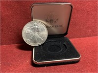 1998 UNITED STATES SILVER AMERICAN EAGLE IN CASE