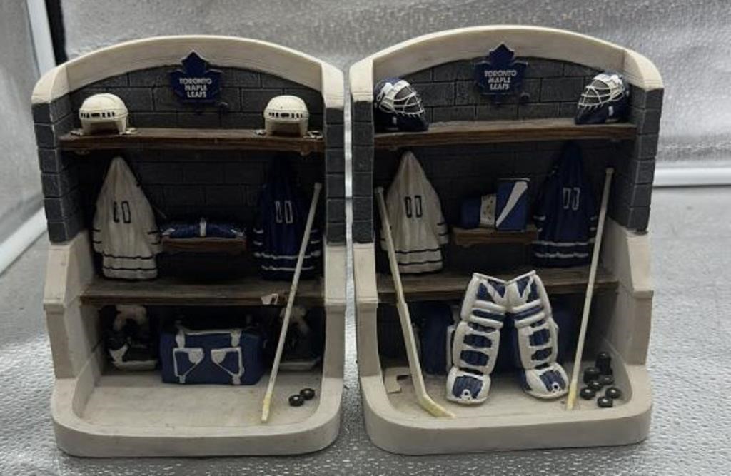 Toronto maple leafs book ends