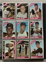 (200) 1966 TOPPS BASEBALL CARDS