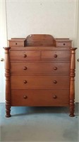 BEAUTIFUL ANTIQUE CHEST OF DRAWERS