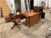 Solid Wood Desk and Chair (42L x 32W x31H)