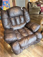 Faux leather lift chair - works great - 44" w