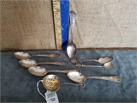 `5 1933 CHICAGO  SPOONS & 3 OTHERS