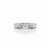 Van Cleef & Arpels PT950 Diamond Engagement Ring