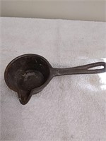 Cast iron ladle