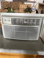 Frigidaire a/c 5000 btu