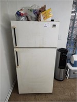 REFRIGERATOR, WHIRLPOOL