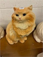 Ceramic cat statue, golden Persian, dark eyes