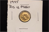 1945 DOS Y MEDIO COIN 1 1/2 PESOS COIN .90 GOLD