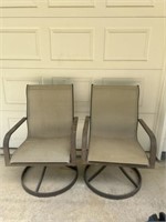 Swiveling/Rocking Outdoor Chairs